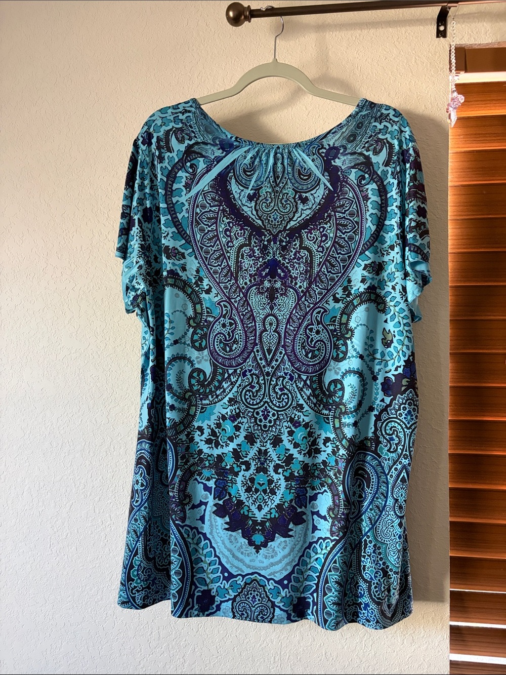Paisley Print Women's Top - Picture 3 of 6